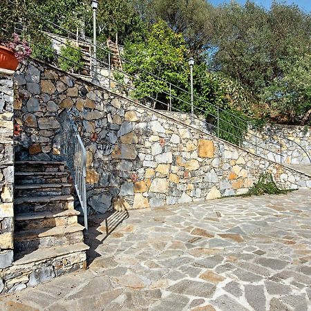 Esclusiva Terrazza Vista Porto Apartment Varazze Bagian luar foto