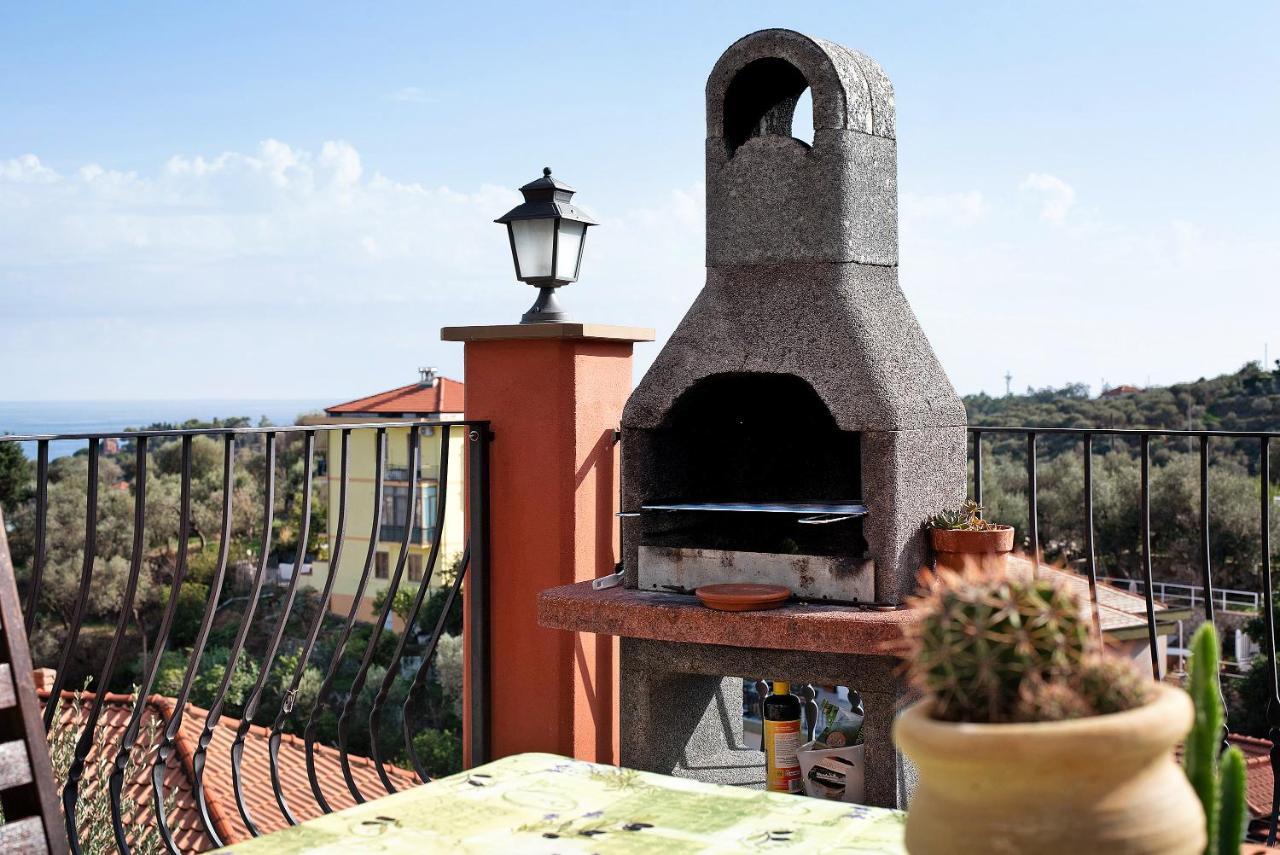Esclusiva Terrazza Vista Porto Apartment Varazze Bagian luar foto